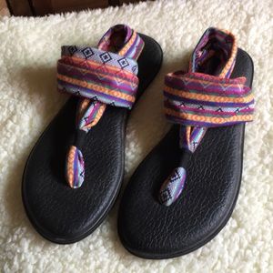 Sanuk Women's Yoga Sling 2 SZ 9 in Trible Stripe